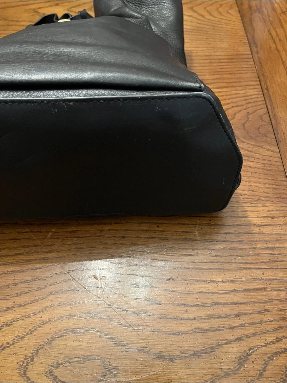 Louise Et Cie Leather Bucket bag with bow tie